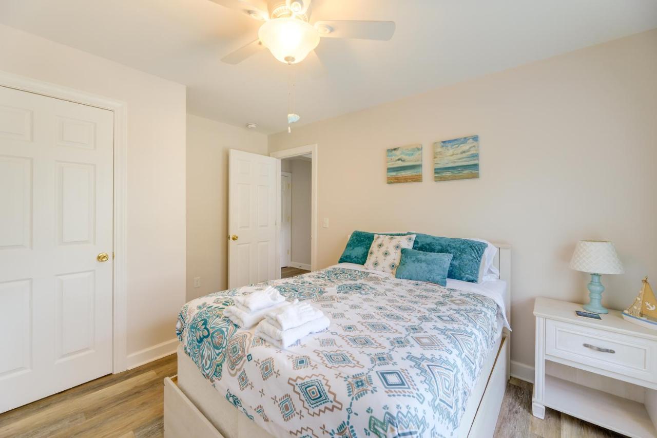 Coastal Emerald Isle Retreat With Deck And Grill! Eksteriør billede