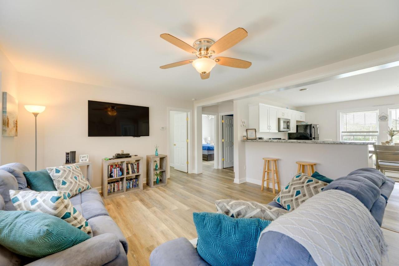 Coastal Emerald Isle Retreat With Deck And Grill! Eksteriør billede