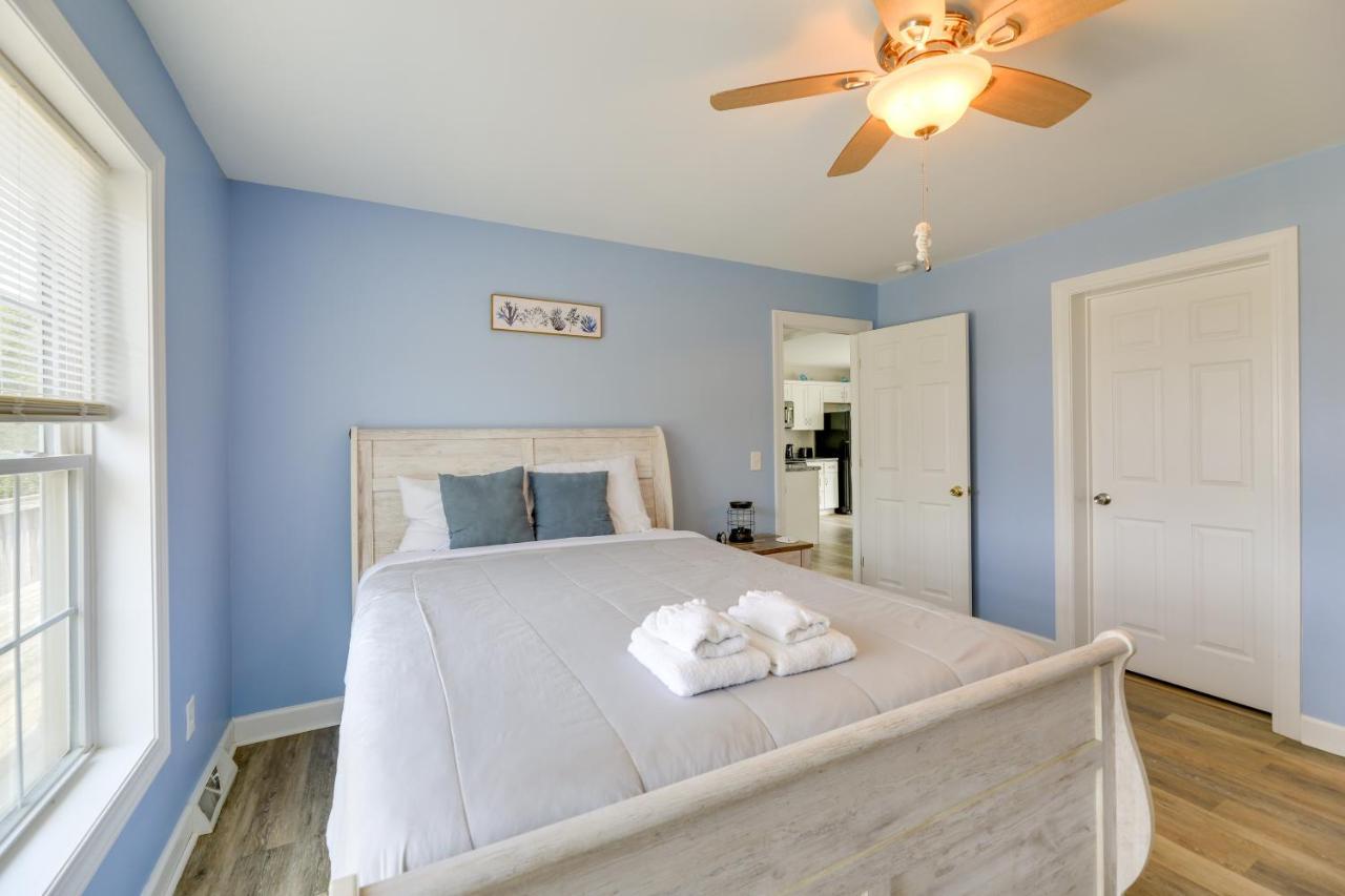 Coastal Emerald Isle Retreat With Deck And Grill! Eksteriør billede